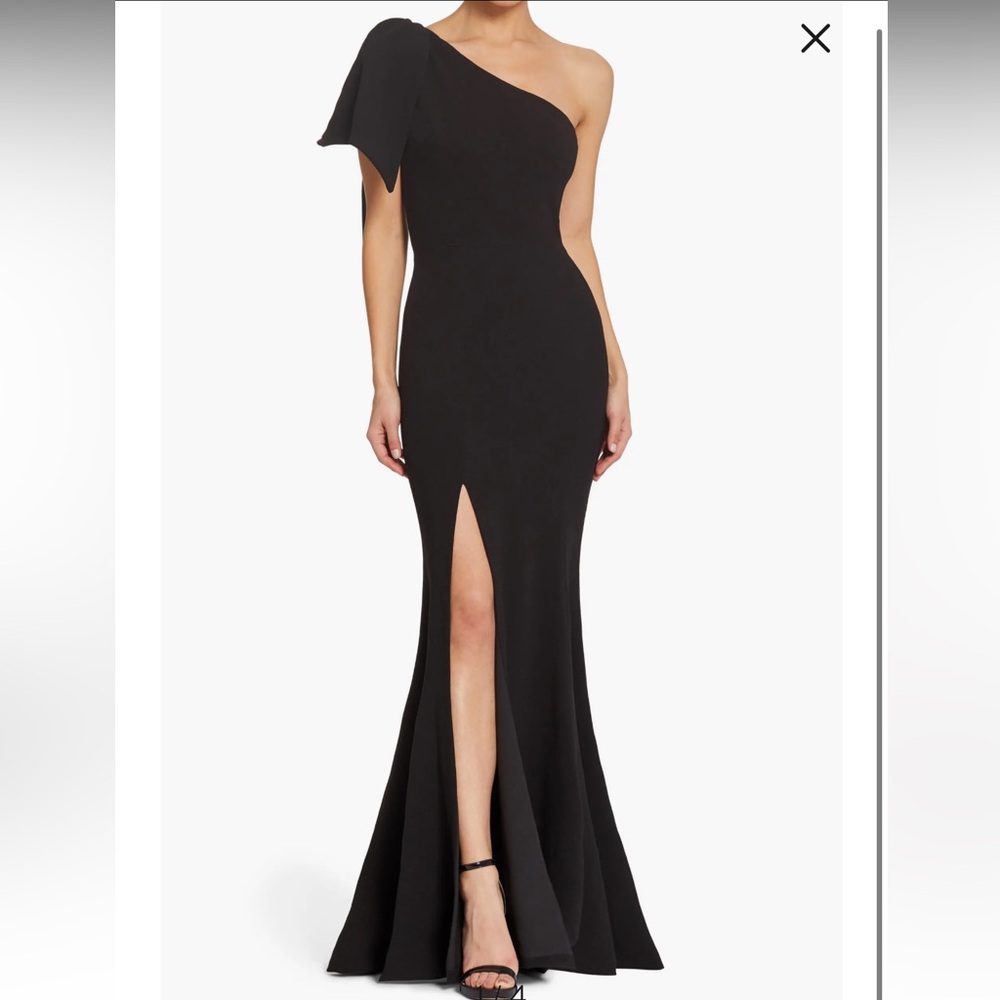 Dress the Population Black One-Shoulder Maxi Dress with Side Slit